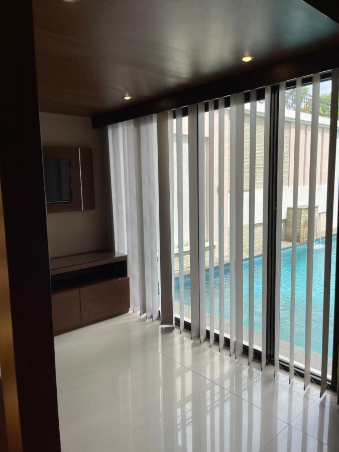 Blue Breeze Villa Lajor Luaran gambar