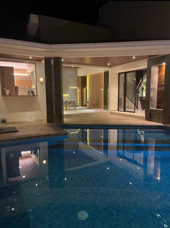 Blue Breeze Villa Lajor Luaran gambar